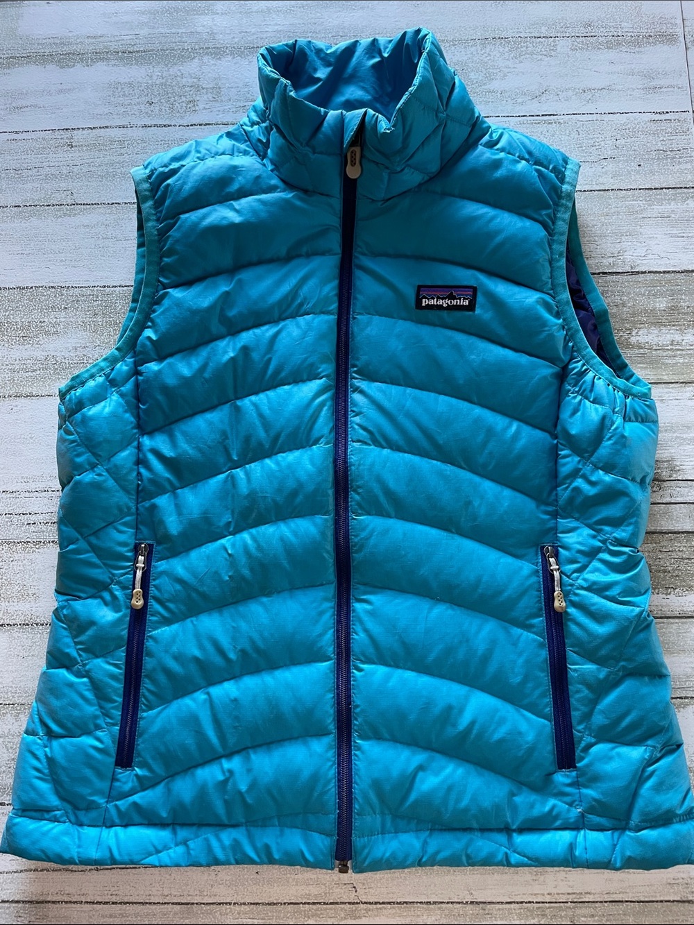 Patagonia Bright Teal Quilted Down Vest